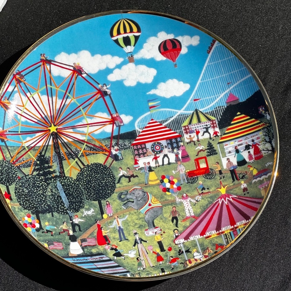 Franklin Mint Country Carnival Plate Jane Wooster Scott Folk Art Gold Trim COA